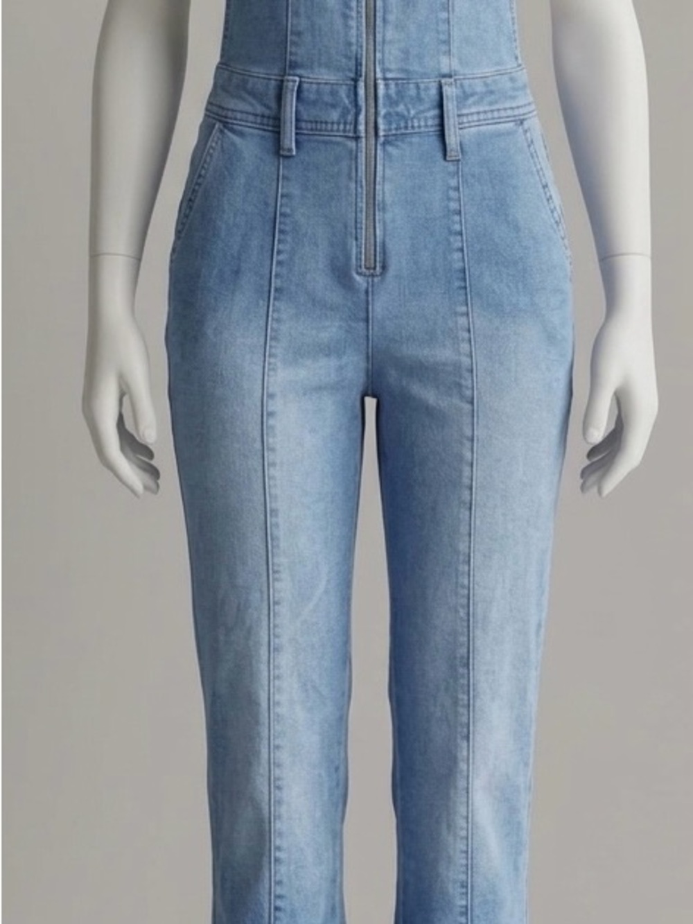 Vanilla Star Light Blue Straight-Leg Jeans with Center Seam Size XS